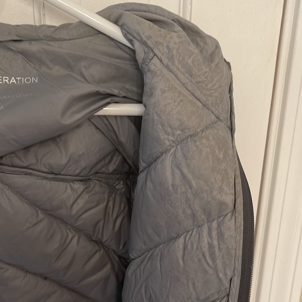 Bcbgeneration Packable Puffer Jacket In Size M - image 3